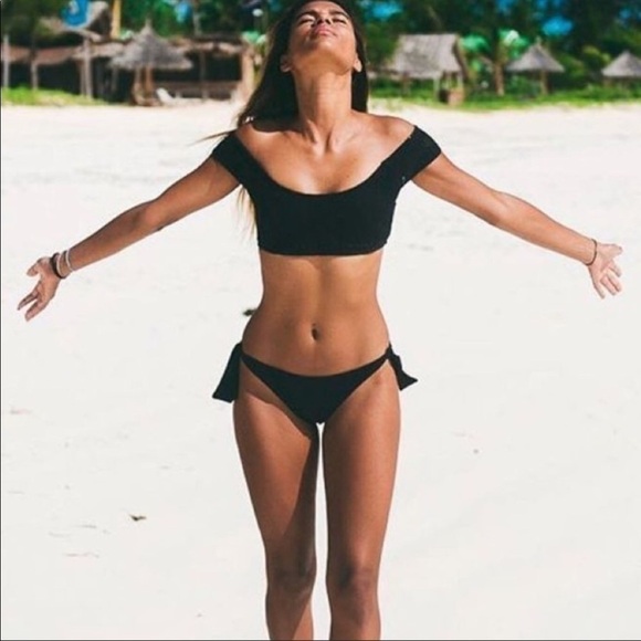 cikada swimsuit - Picture 1 of 3